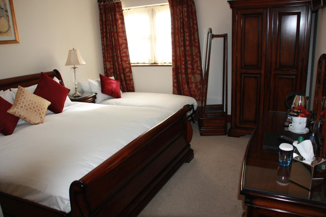 Ashford Chester Beatty Inn מראה חיצוני תמונה