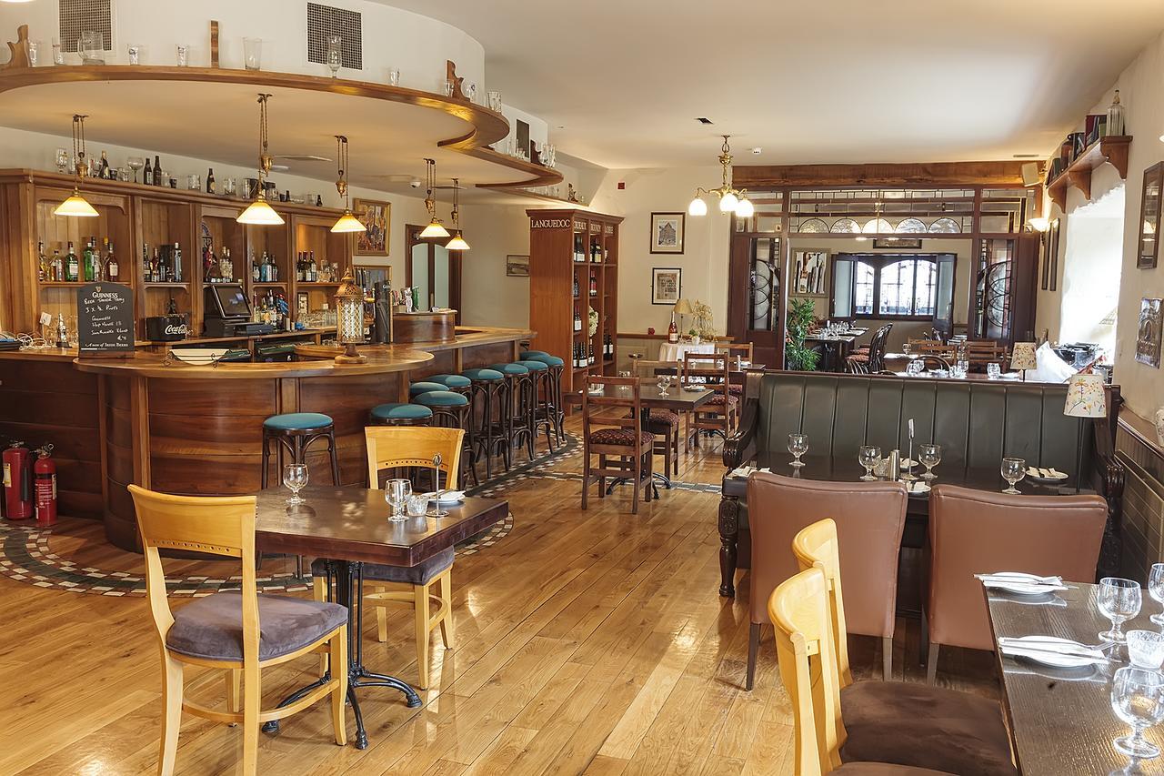 Ashford Chester Beatty Inn מראה חיצוני תמונה