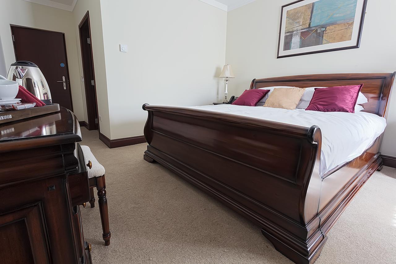 Ashford Chester Beatty Inn מראה חיצוני תמונה
