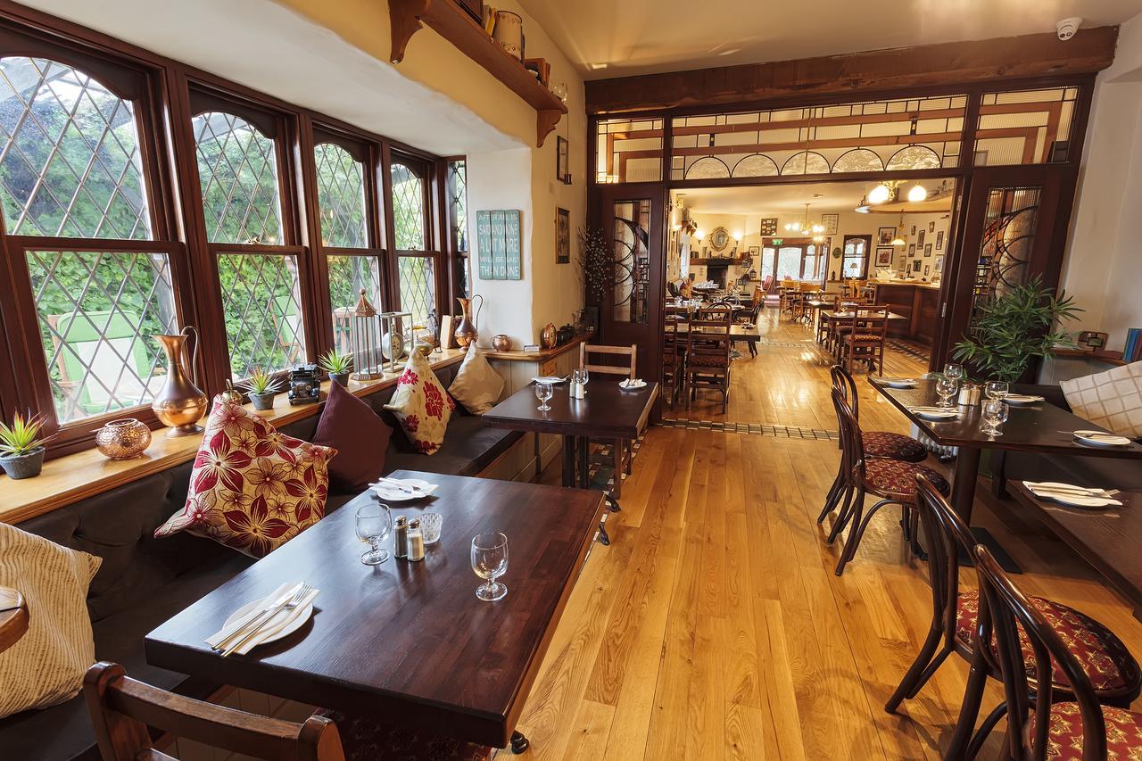 Ashford Chester Beatty Inn מראה חיצוני תמונה